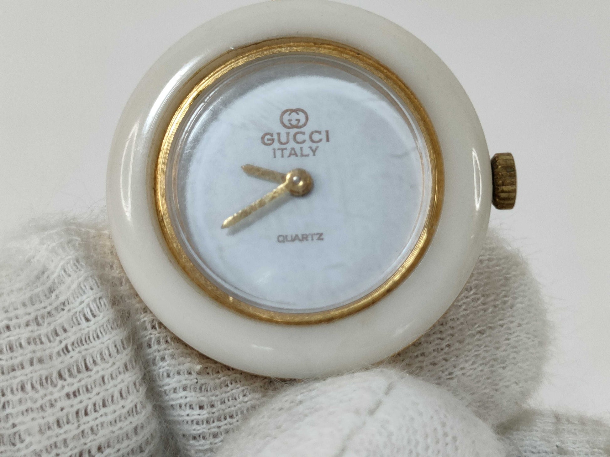 GUCCI Changeable Bezel Quartz Unmoving Women's Watch