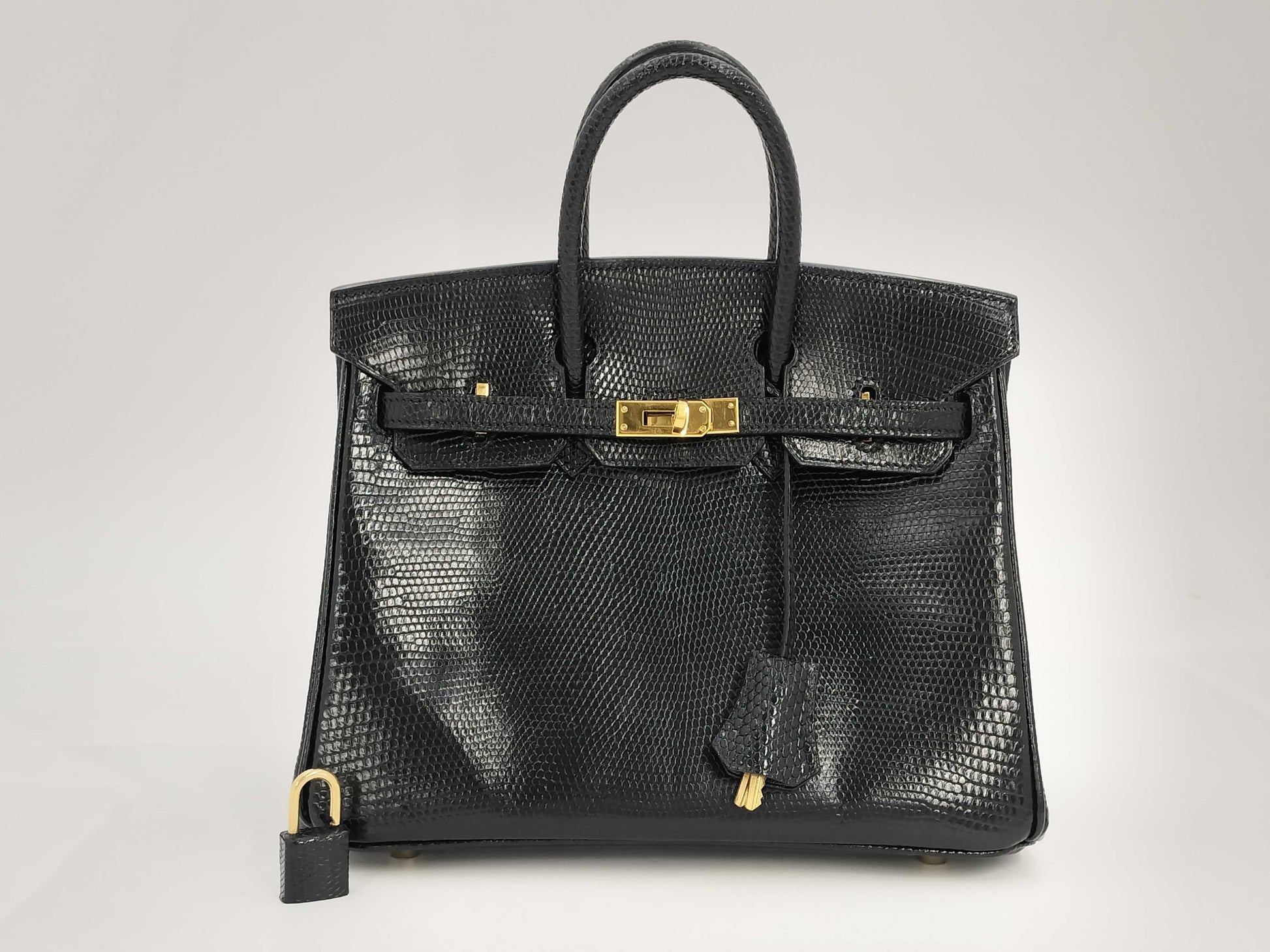 HERMES Birkin 25 Gold Hardware O Stamped Handbag