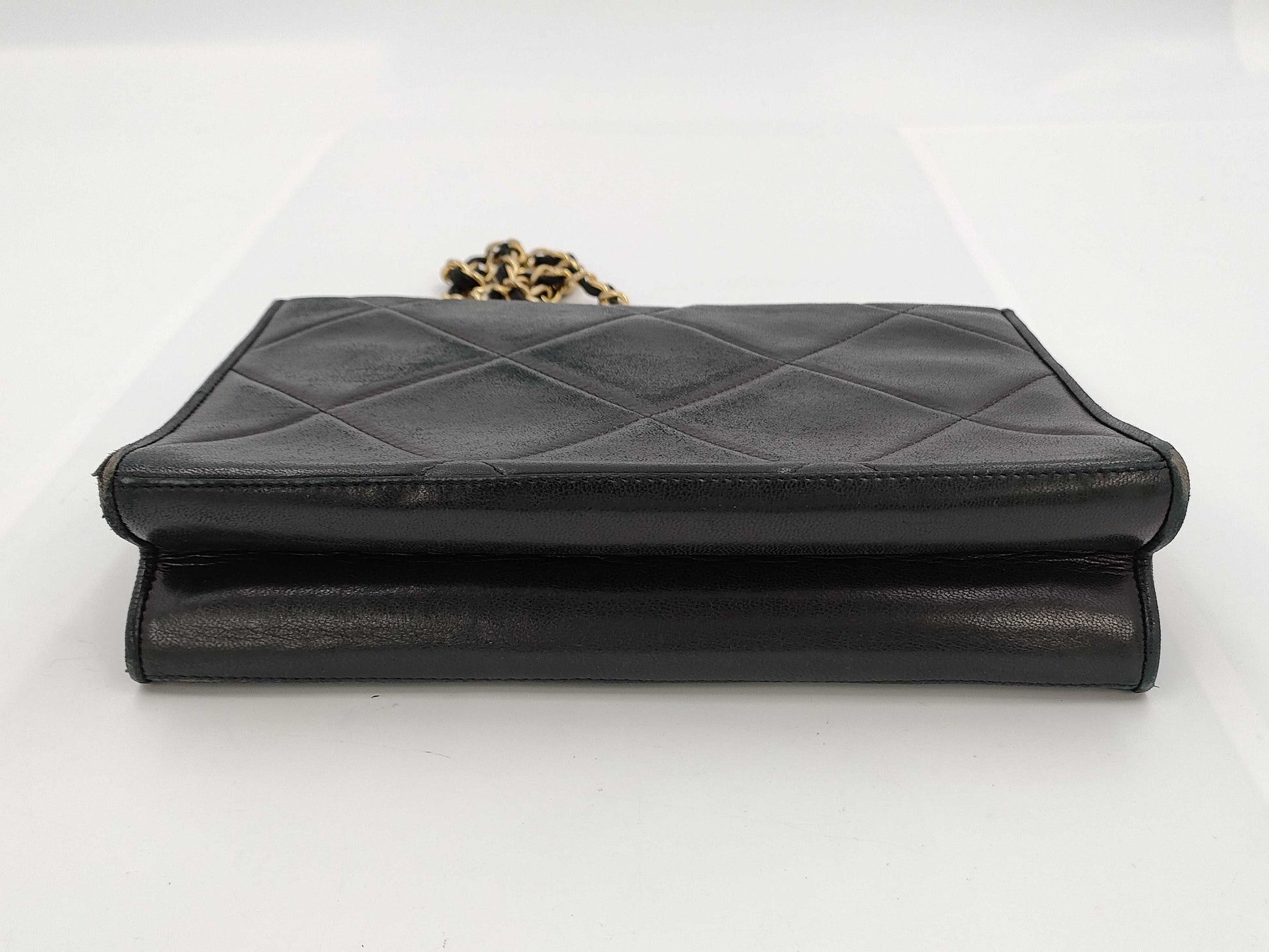 CHANEL Matelasse Lambskin Chain Shoulder Bag