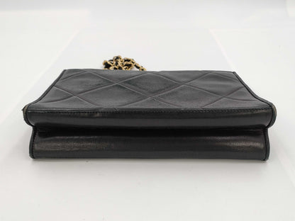 CHANEL Matelasse Lambskin Chain Shoulder Bag