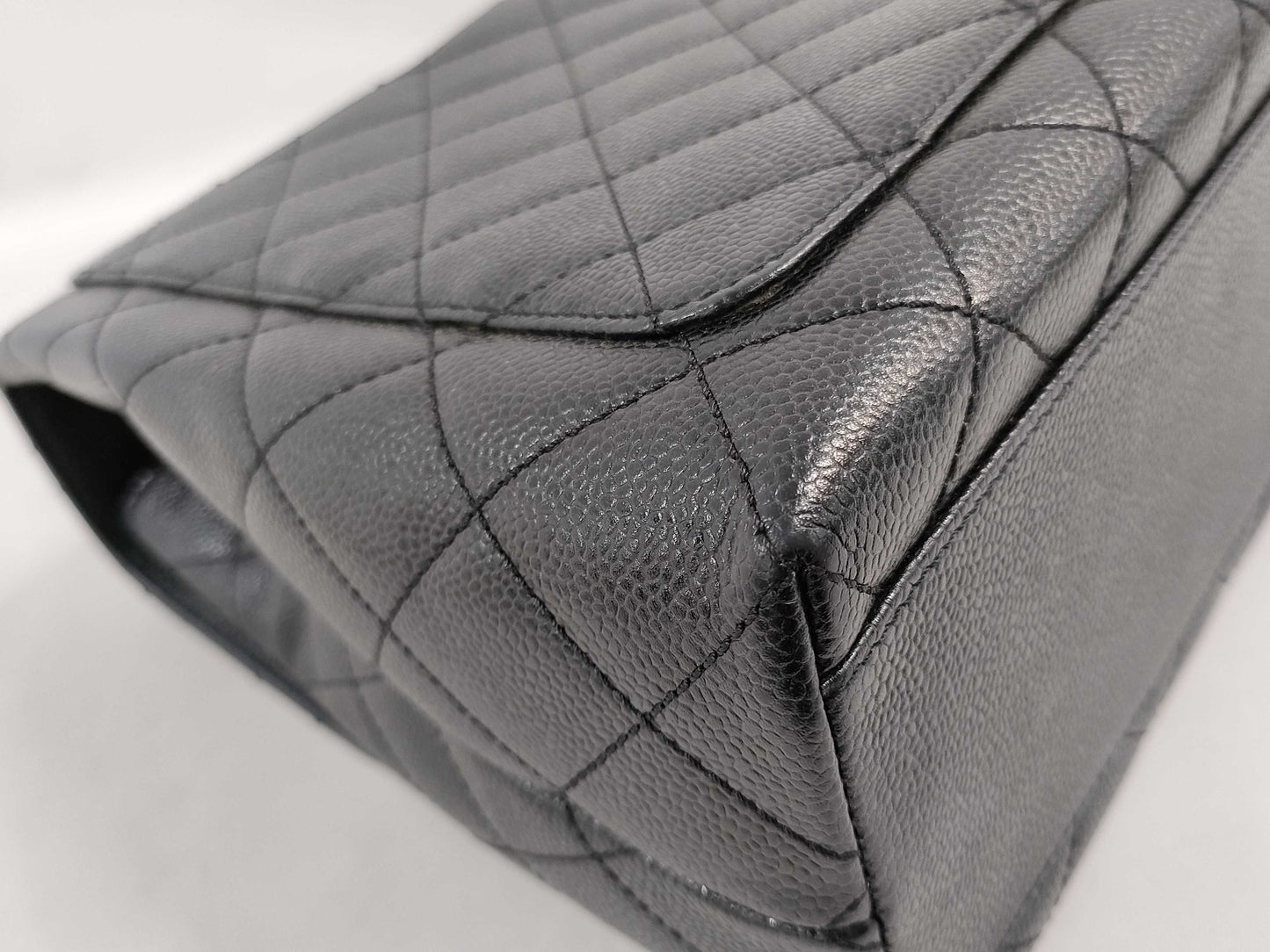 CHANEL Caviar Skin Handbag Handbag