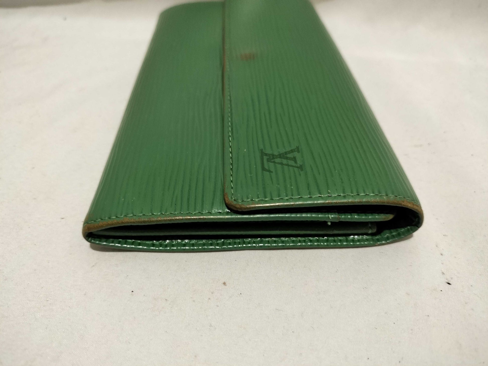 LOUIS VUITTON Epi Portefeuille Sala Wallet