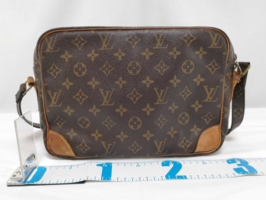 LOUIS VUITTON Monogram M45244 Nile Shoulder Bag