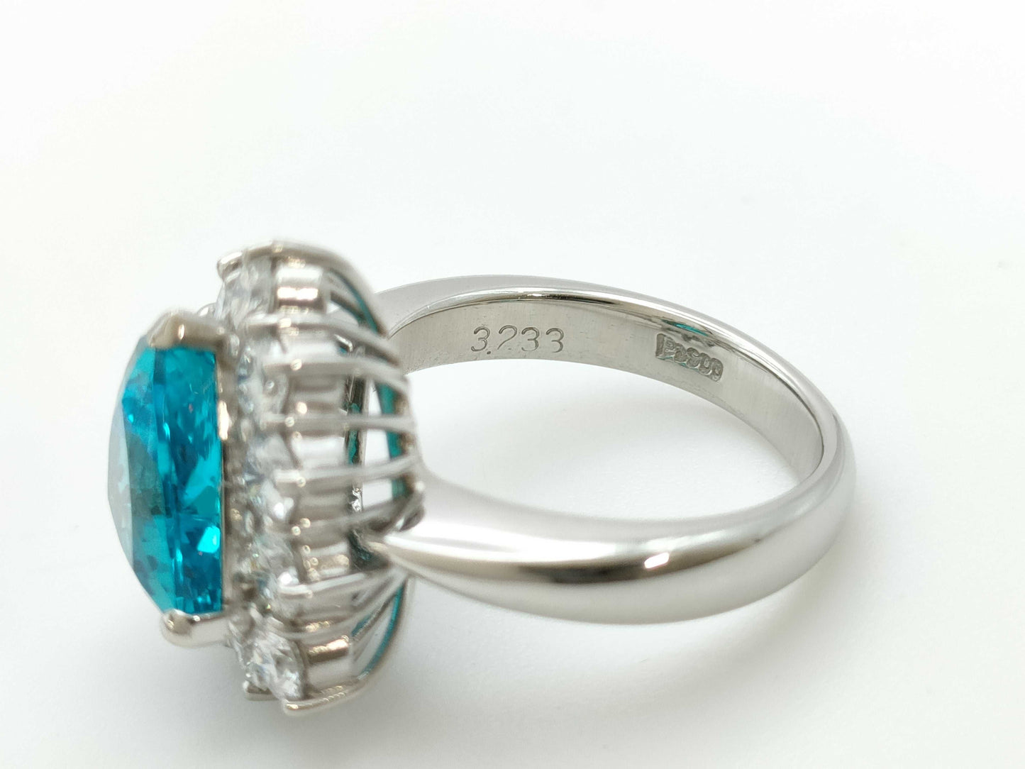 Paraiba Tourmaline 3.233ct D1.226ct Pt900 10.2g Ring 