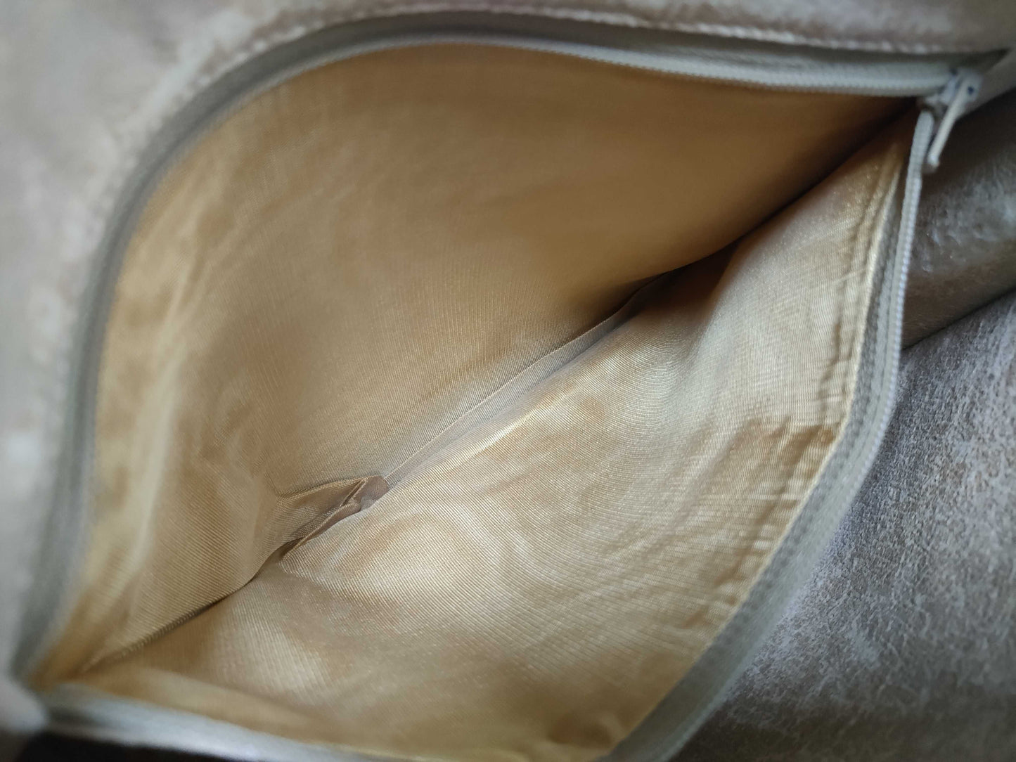 GUCCI Old GG Clutch Bag 97 01 038 Second Bag