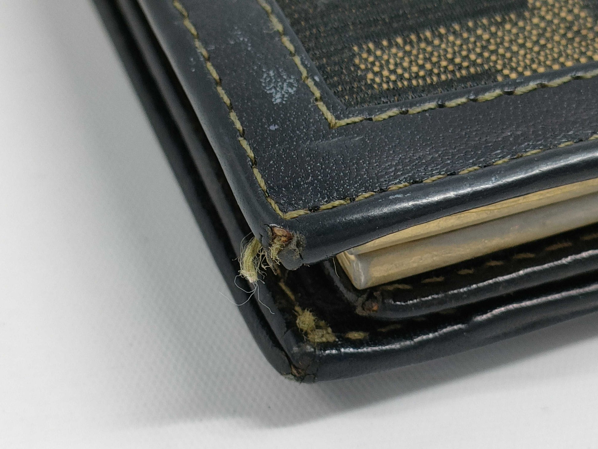 FENDI Zucca clasp wallet
