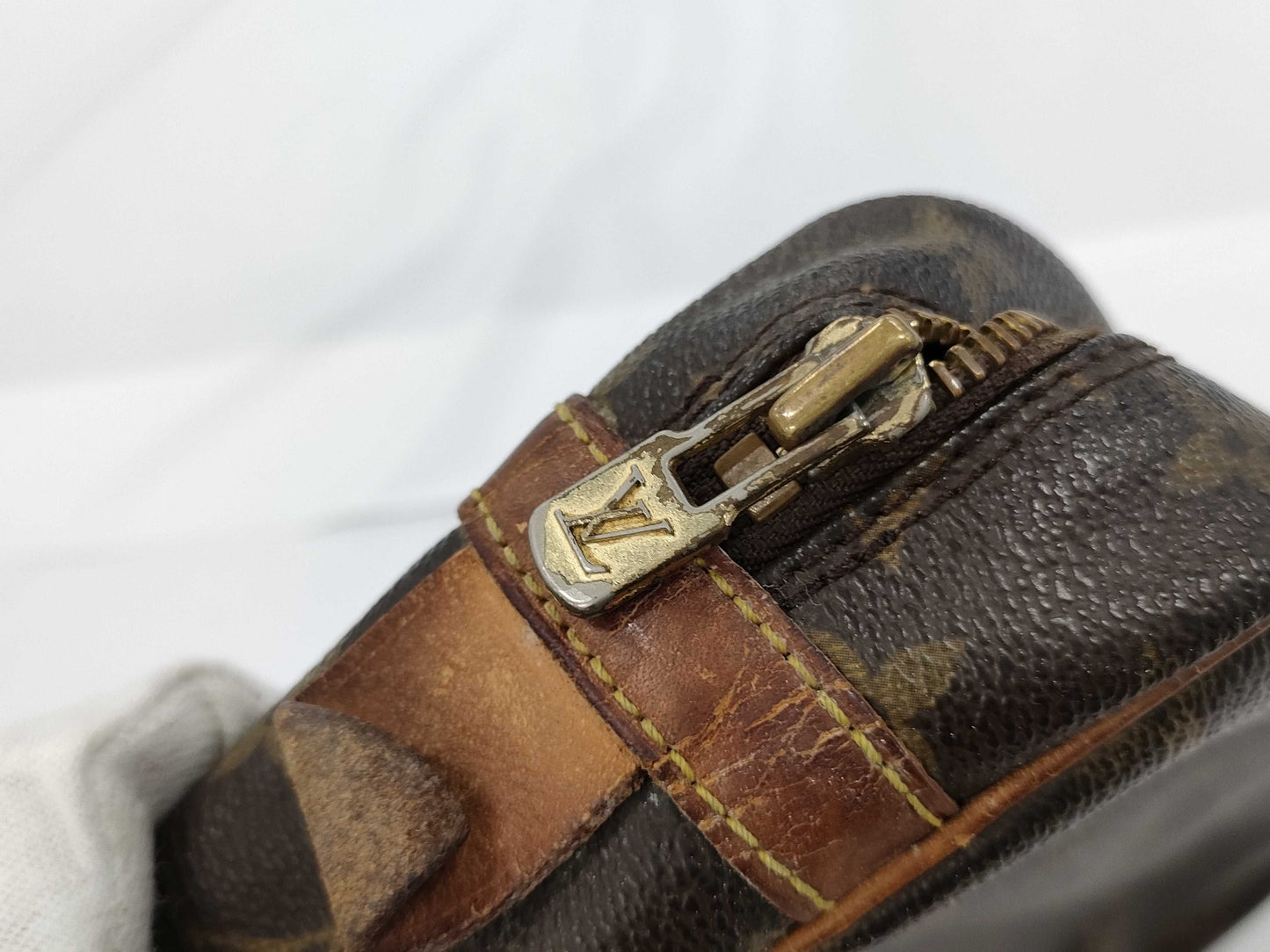 LOUIS VUITTON Monogram Truest Wallet 23 Compiègne 28 Second Bag