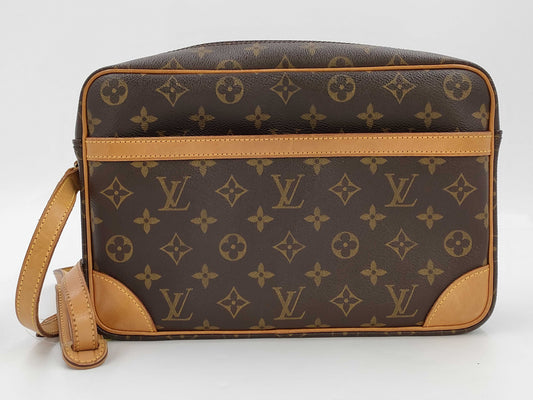 LOUIS VUITTON Monogram Trocadero Shoulder Bag