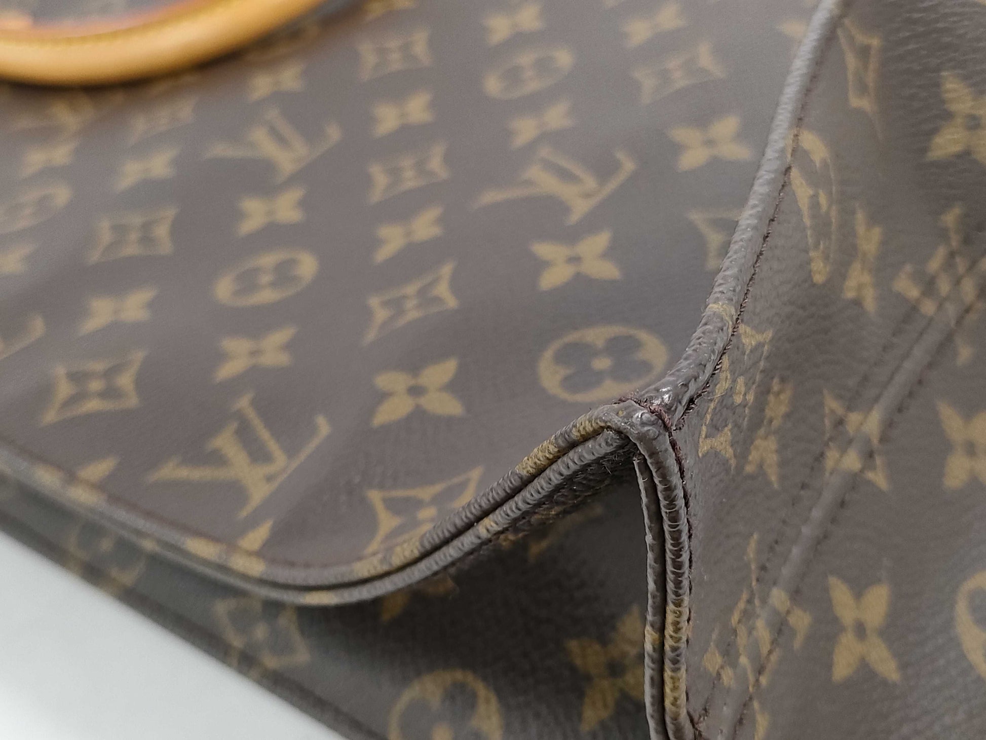 LOUIS VUITTON Monogram Sac Plat Tote Bag