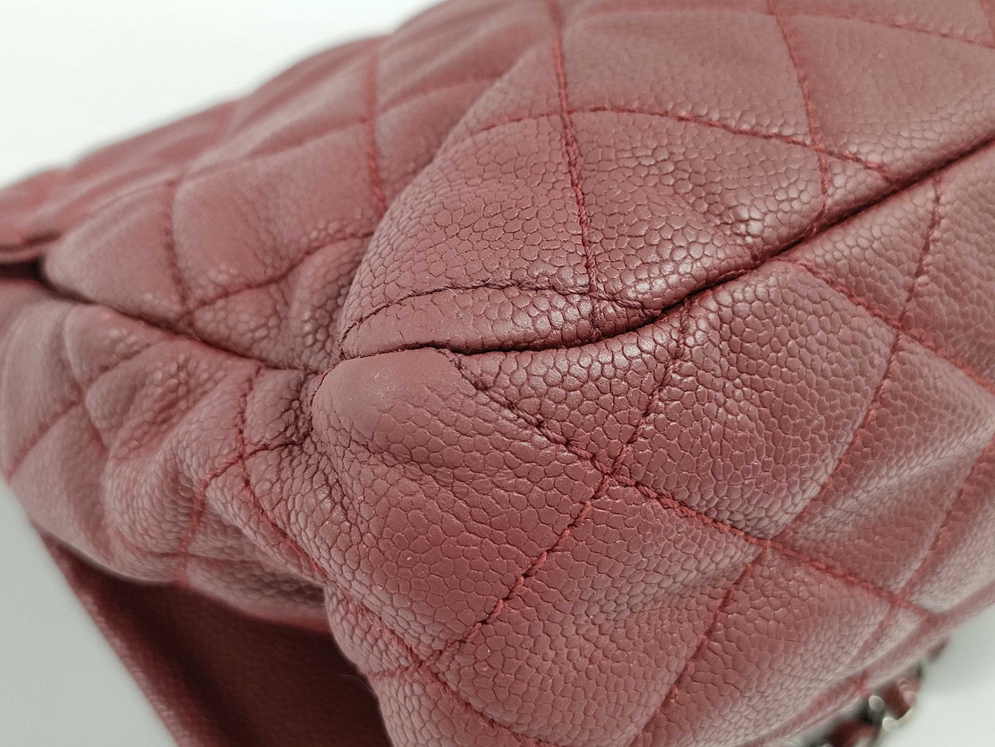 CHANEL Caviar Skin Matelasse Soft Caviar Easy Flap Bordeaux Shoulder Bag