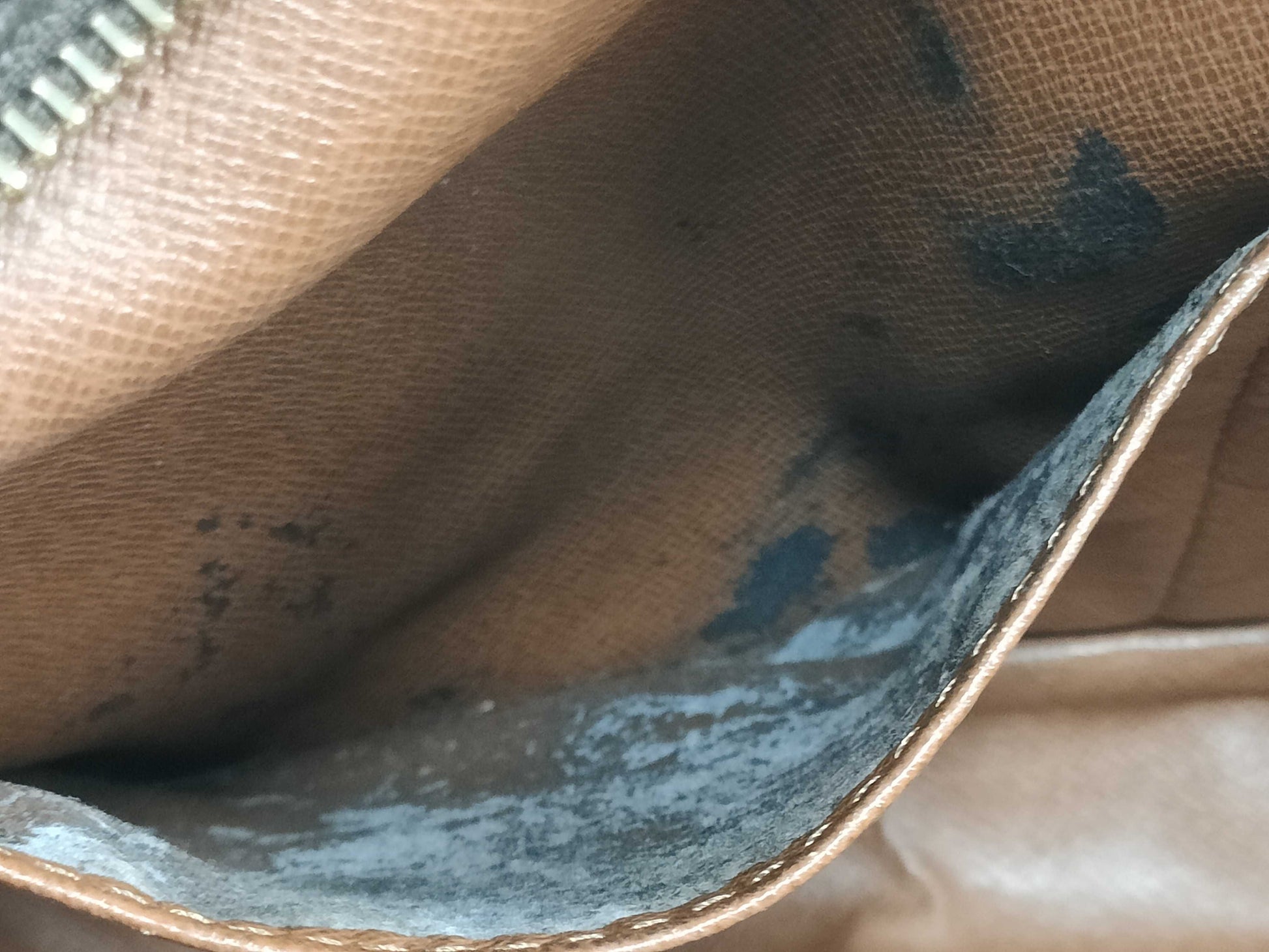 LOUIS VUITTON Monogram Compiègne 28 Second Bag