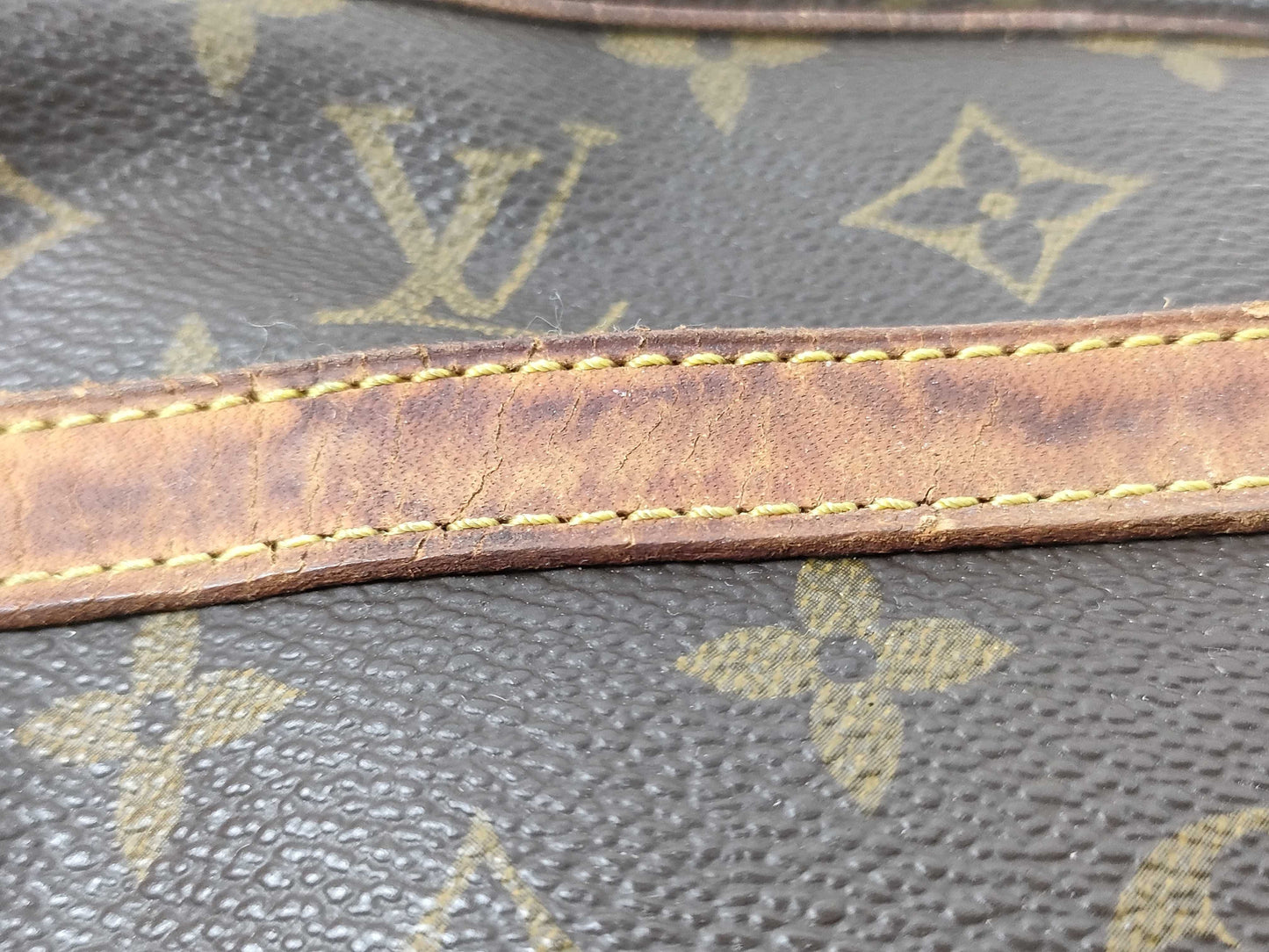 LOUIS VUITTON Monogram Compiègne 28 Second Bag
