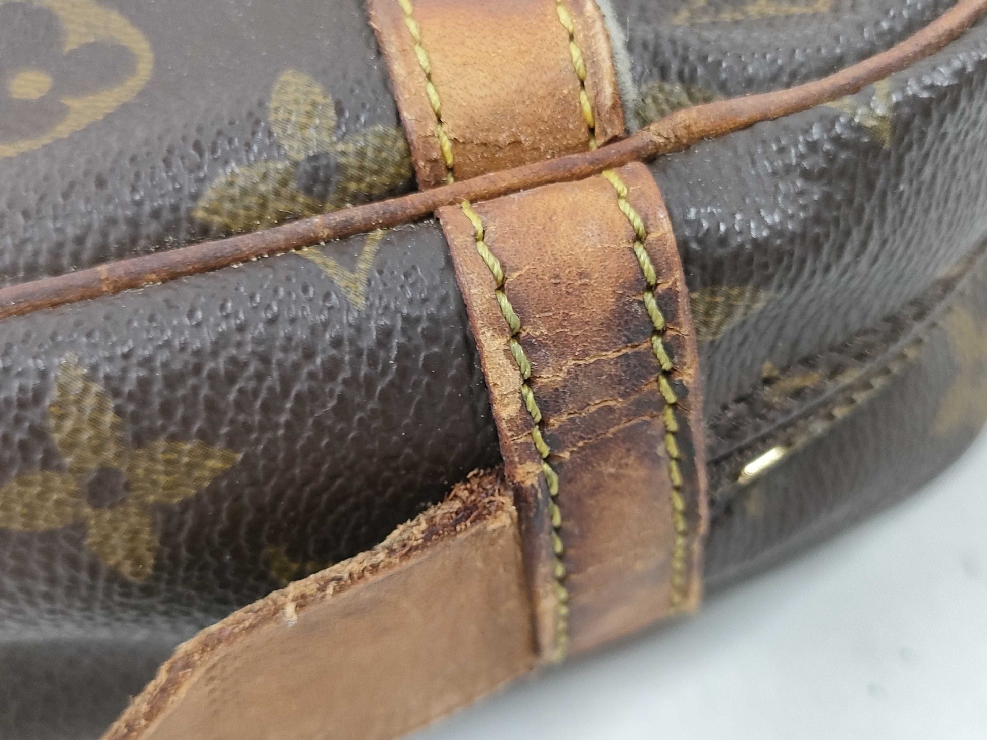 LOUIS VUITTON Monogram Compiègne 28 Second Bag