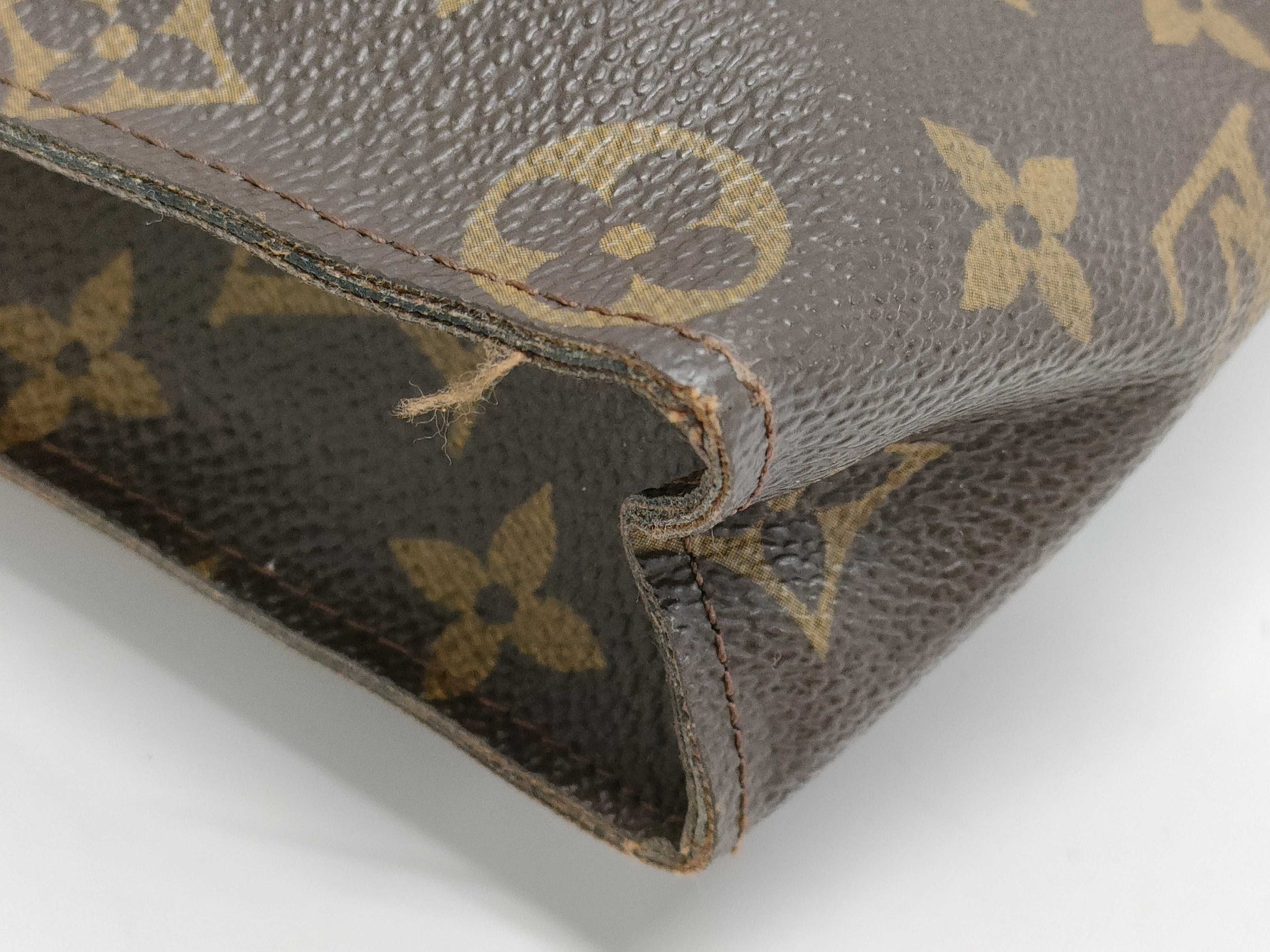 LOUIS VUITTON Monogram Truss Toilette Second Bag