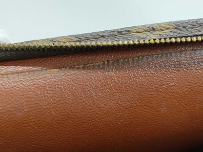 LOUIS VUITTON Monogram Truss Toilette Second Bag