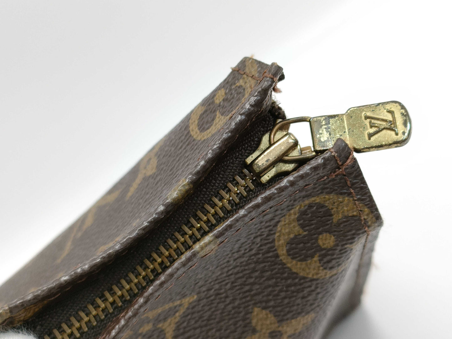 LOUIS VUITTON Monogram Truss Toilette Second Bag