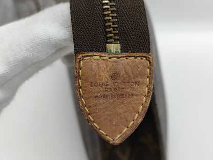 LOUIS VUITTON Monogram Truss Toilette Second Bag