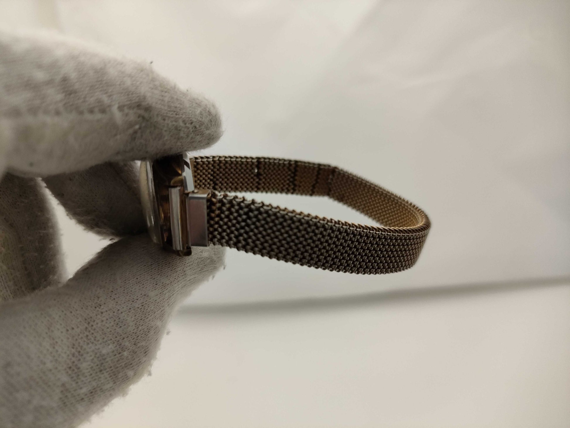 OMEGA Geneva Gold Dial Women's Watch with Non-Original Strap