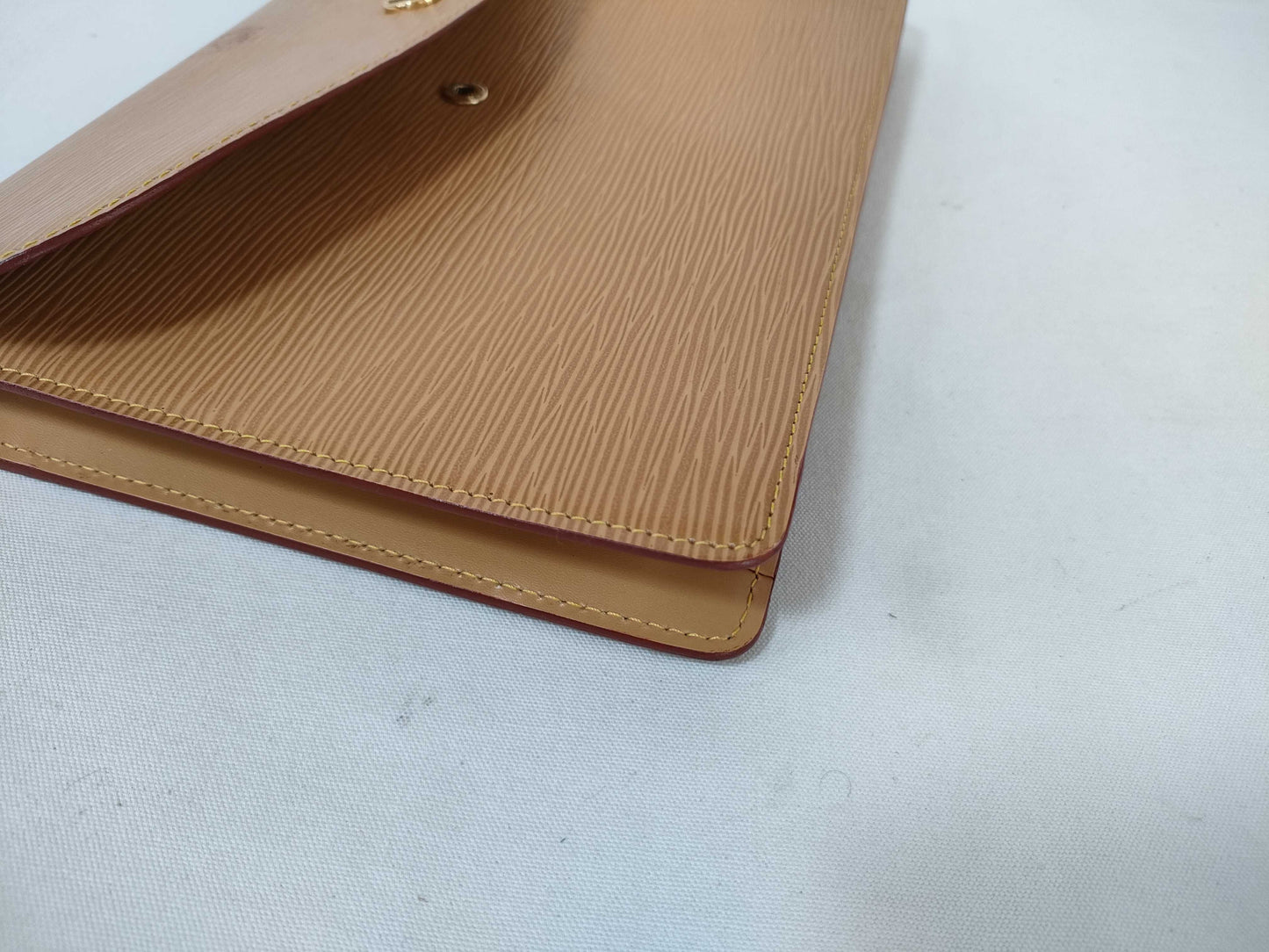 LOUIS VUITTON Epi Montaigne Second Bag