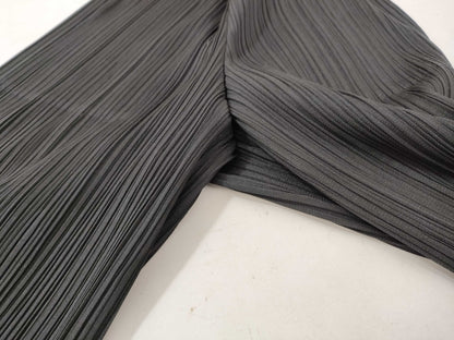 ISSEY MIYAKE pleated pants