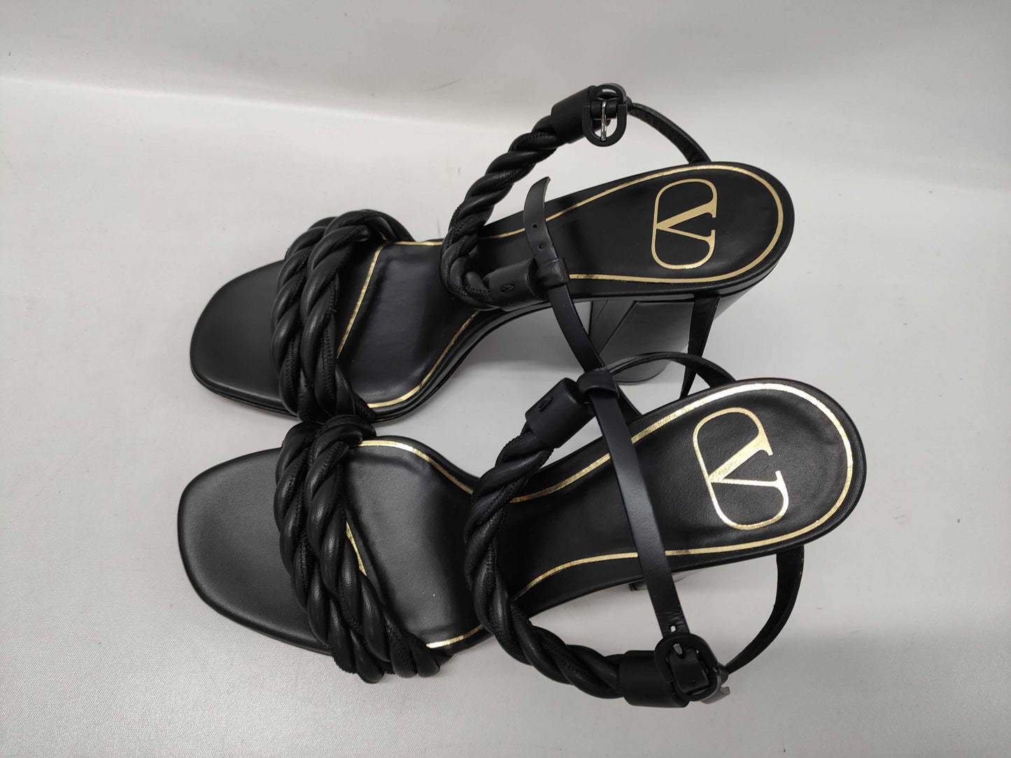 Black rope sandals
