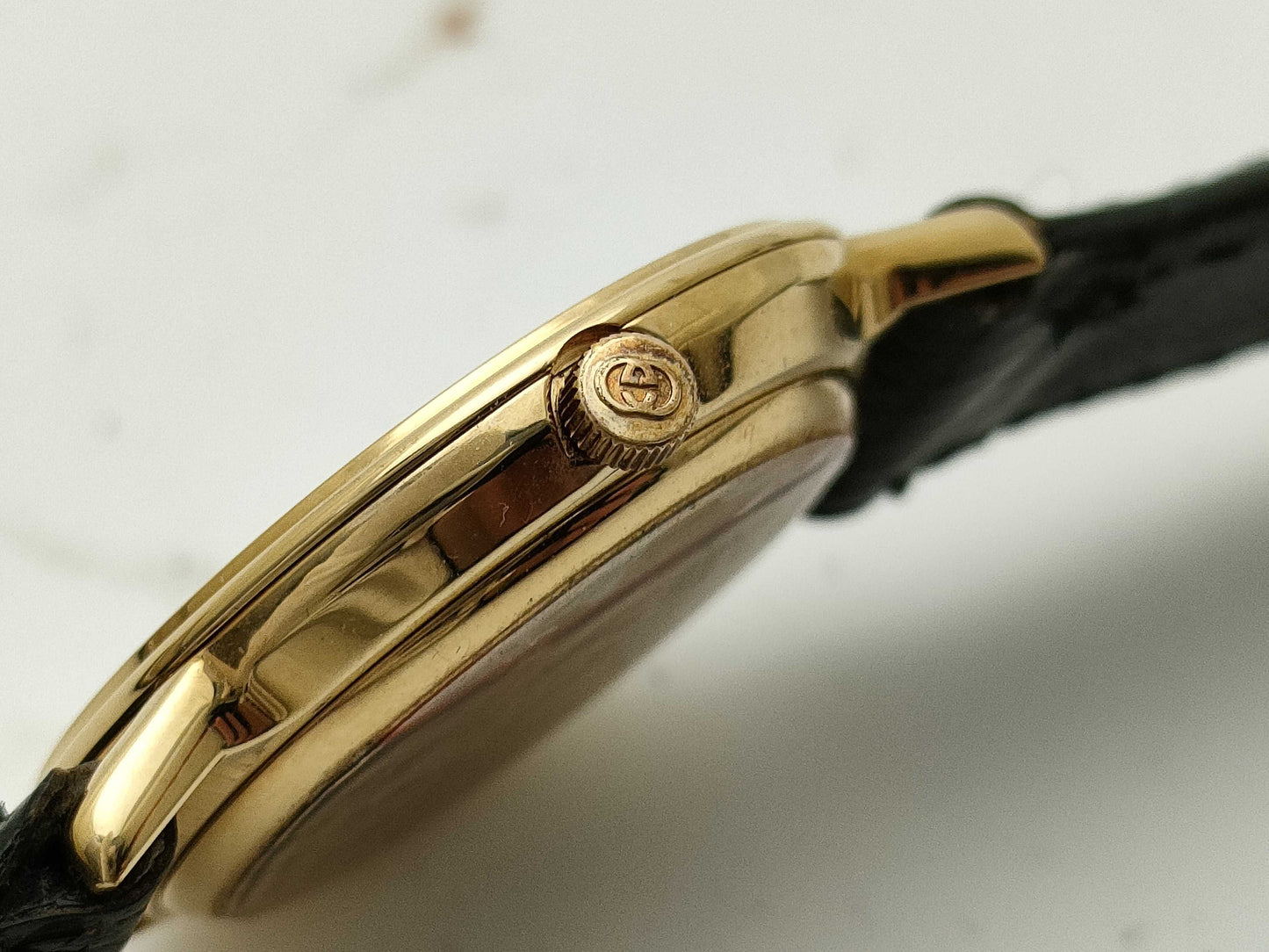 GUCCI Women's Watch 13 3000 796 Unworked Women's Watch
