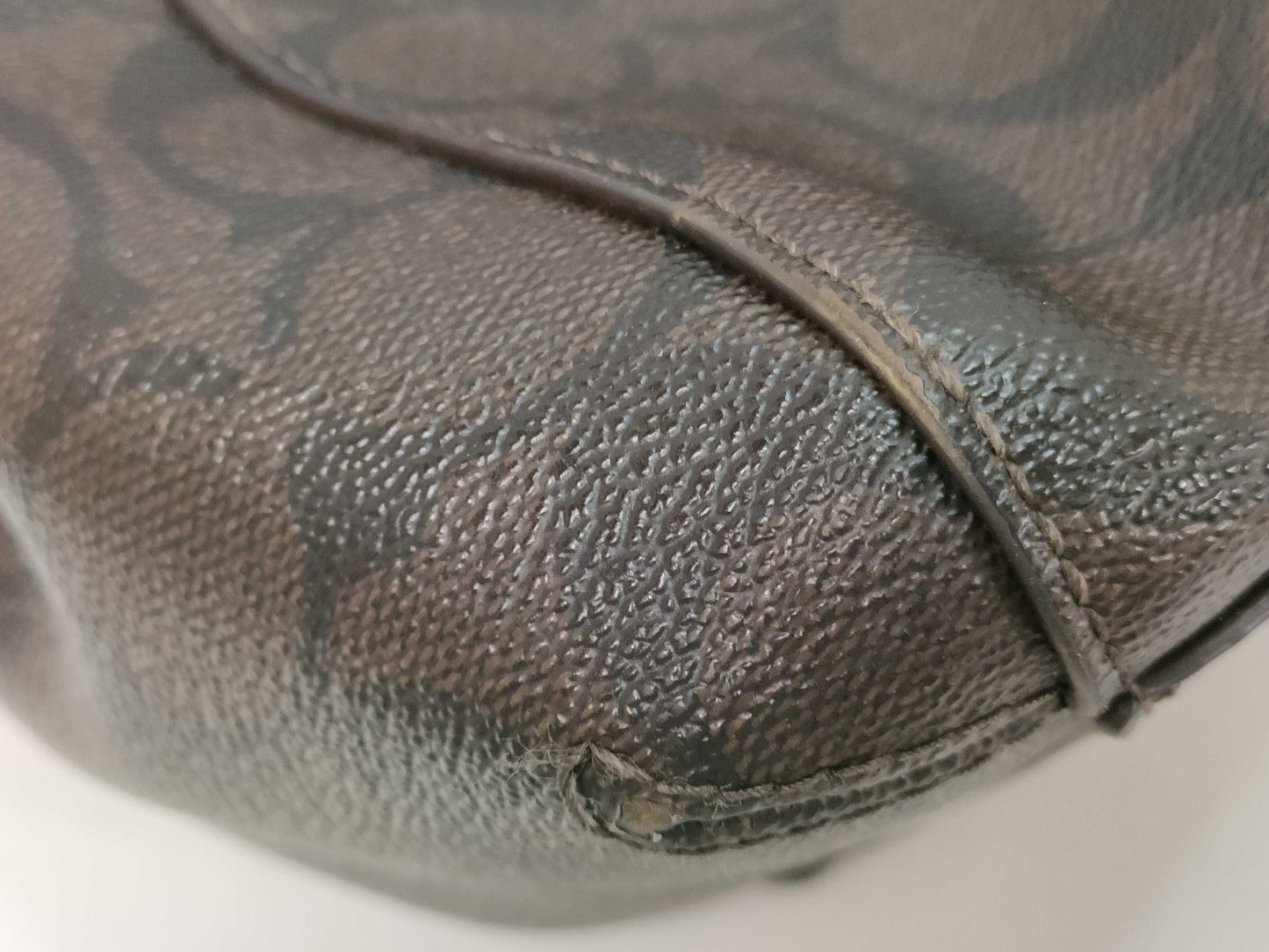 COACH Signature 5-Piece Handbag