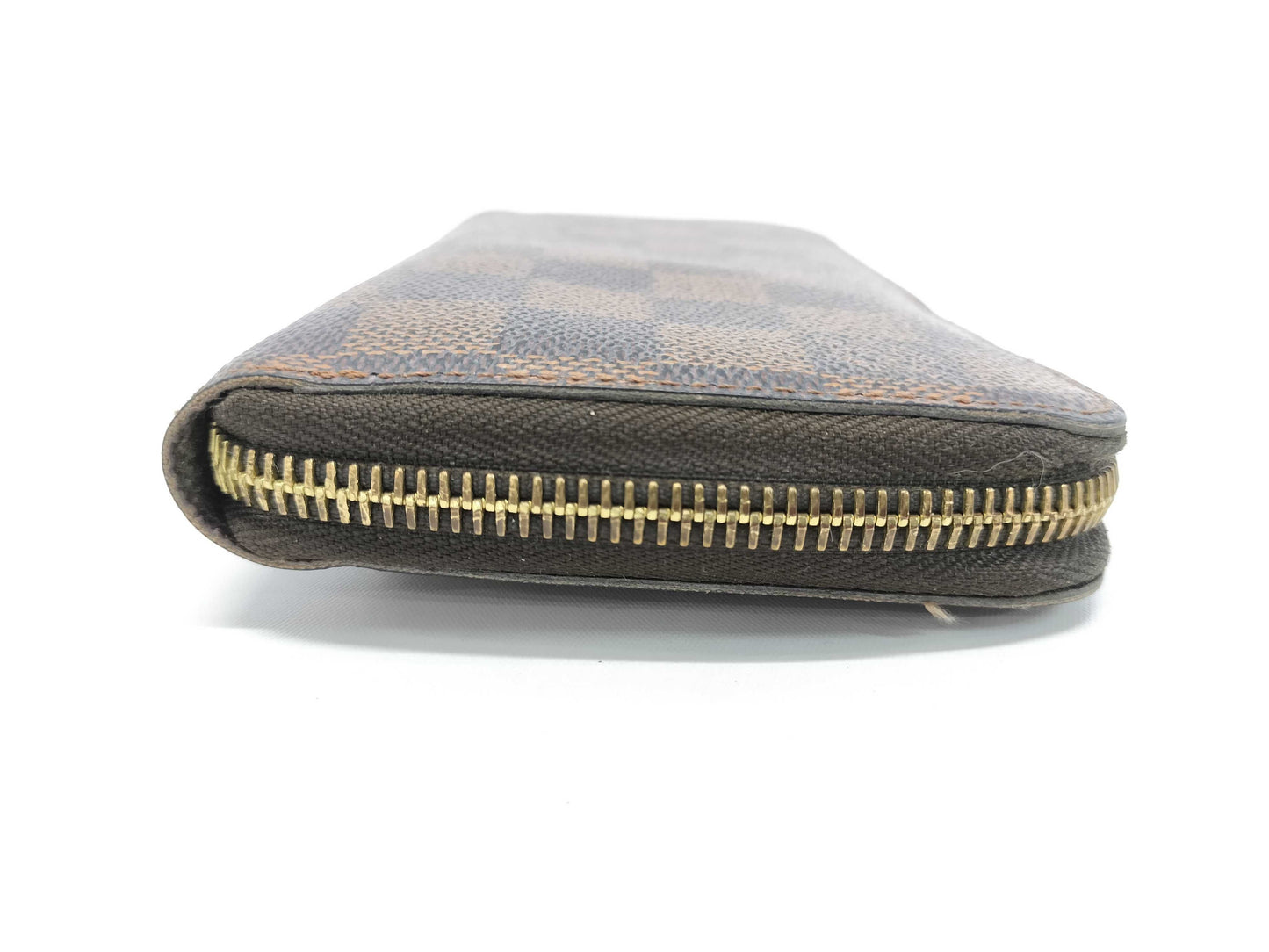 LOUIS VUITTON Damier Zippy Wallet