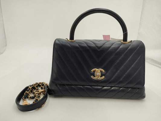 CHANEL Calfskin Navy V-Stitch Hand Shoulder 2-Way Chain Handbag