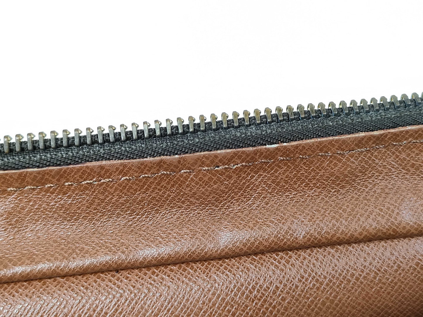 LOUIS VUITTON Monogram Compiègne 28 Second Bag