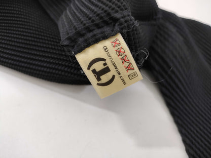 ISSEY MIYAKE Cut and Sew Black Top