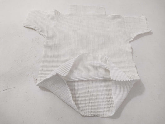ISSEY MIYAKE cut and sew white top