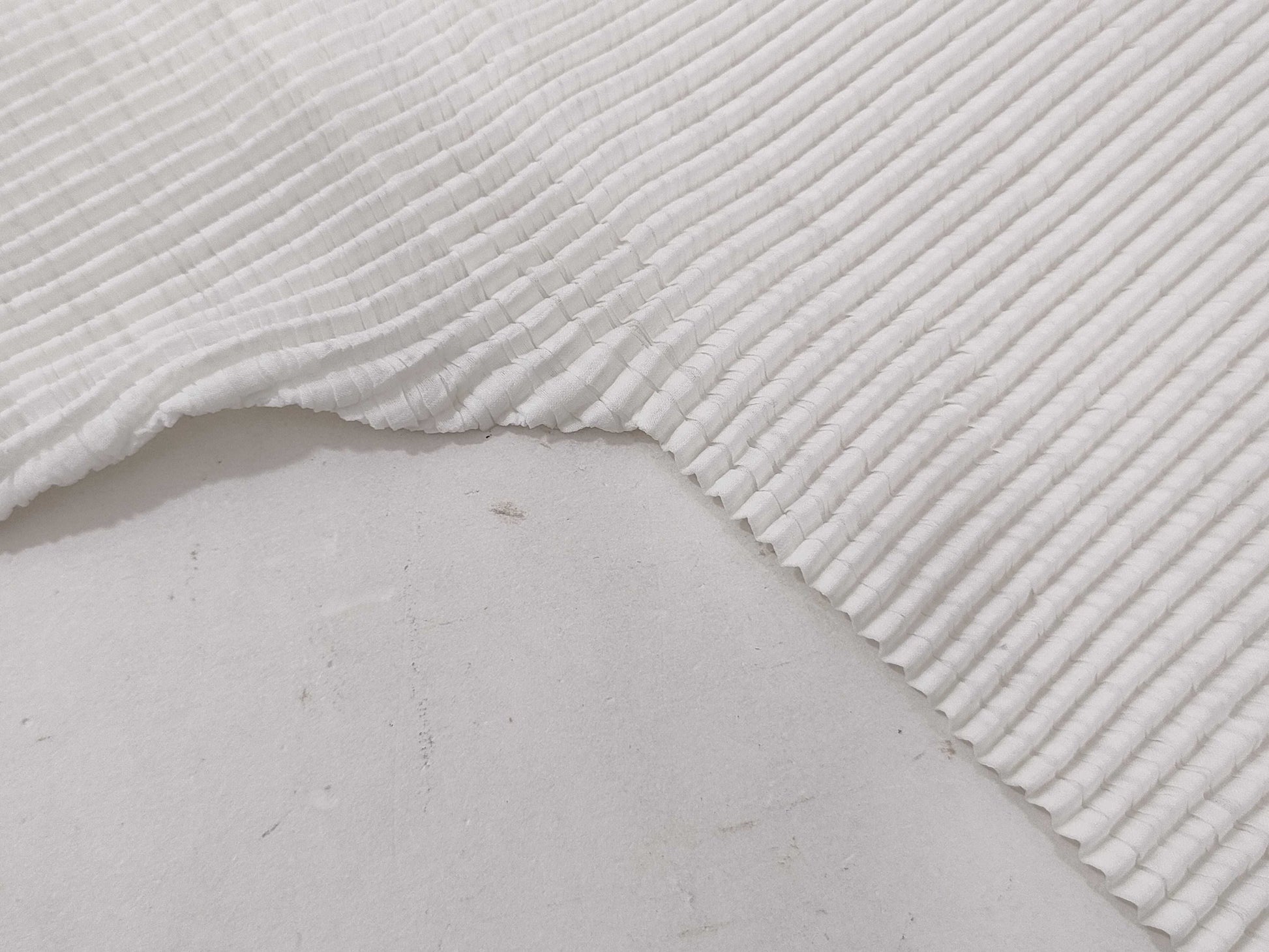 ISSEY MIYAKE cut and sew white top