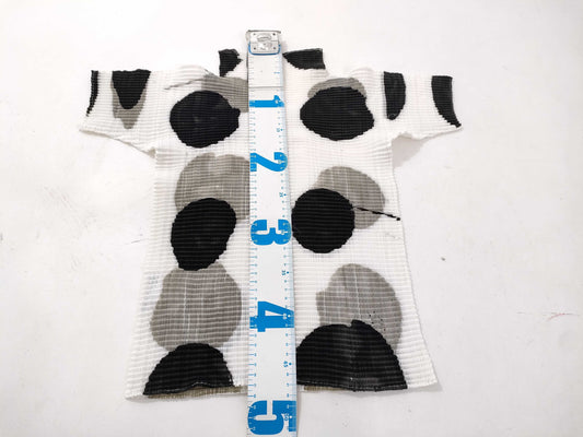 ISSEY MIYAKE cut and sew patterned top