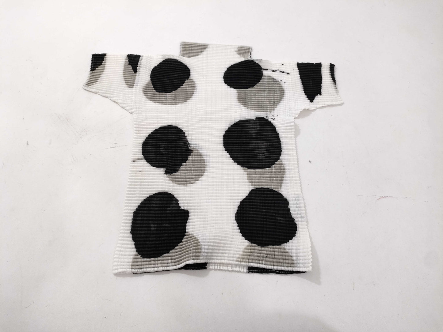 ISSEY MIYAKE cut and sew patterned top