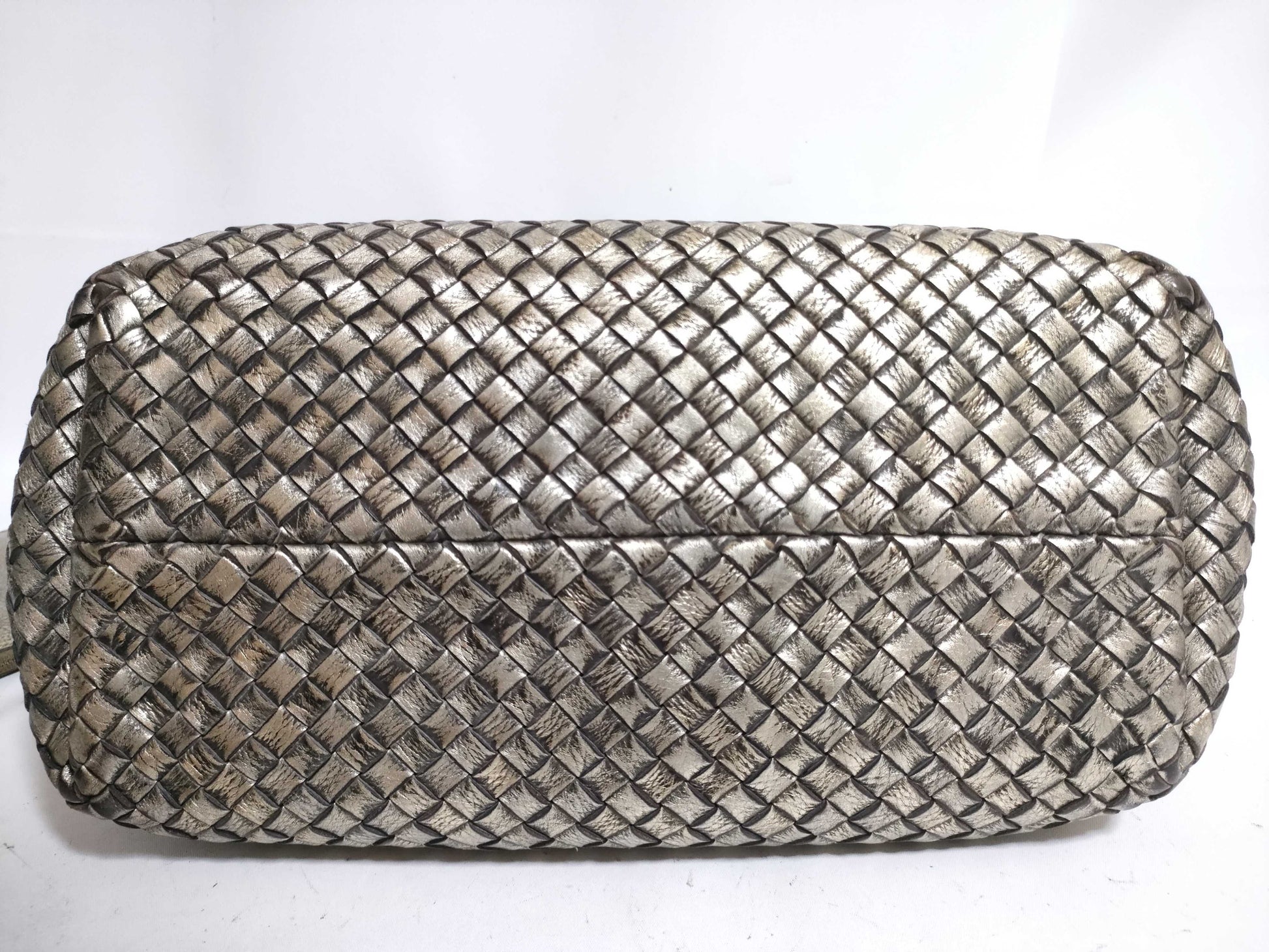 (10460_0286) BOTTEGA VENETA Intrecciato CavaMM Gold Handbag