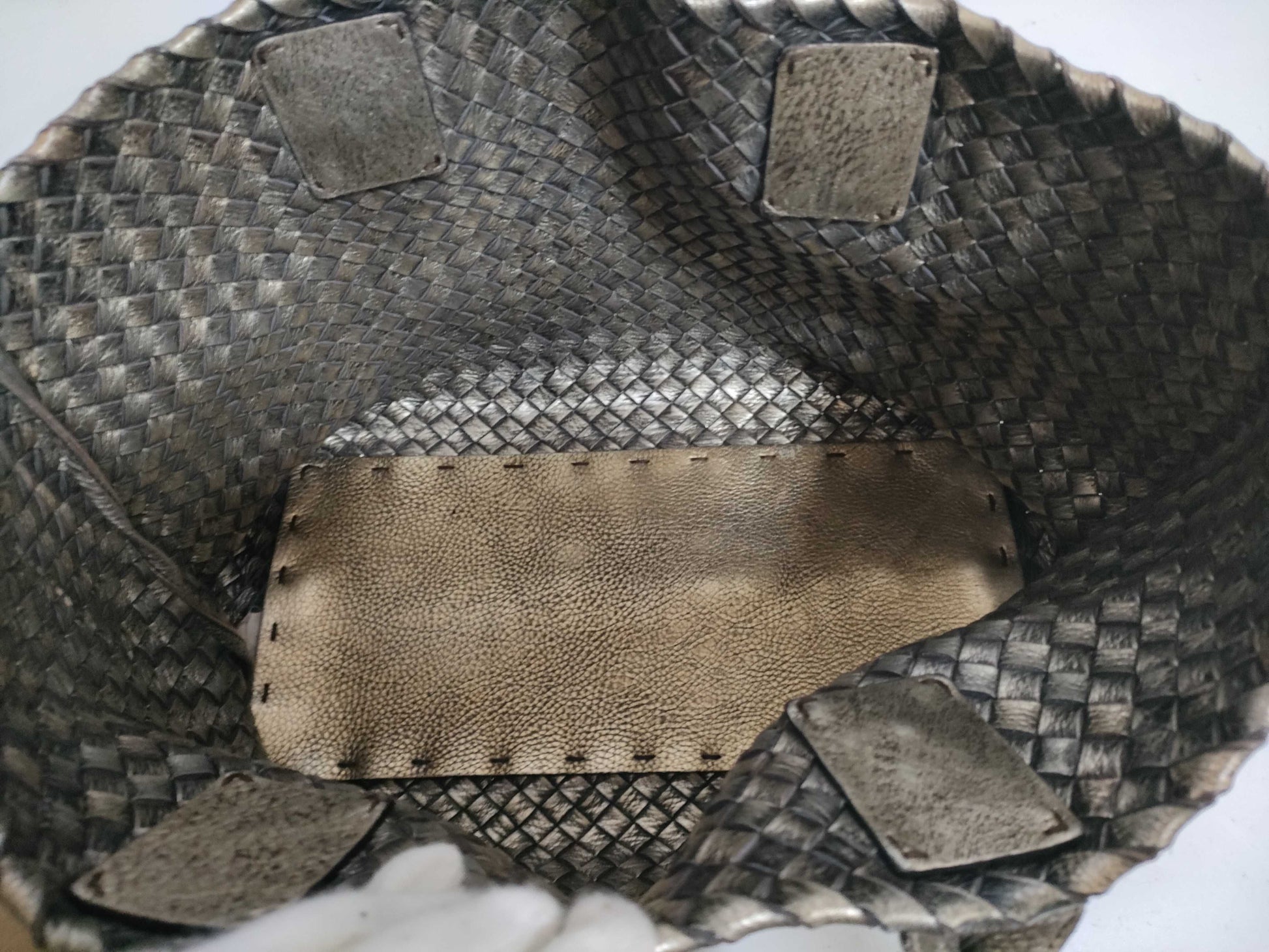 (10460_0286) BOTTEGA VENETA Intrecciato CavaMM Gold Handbag