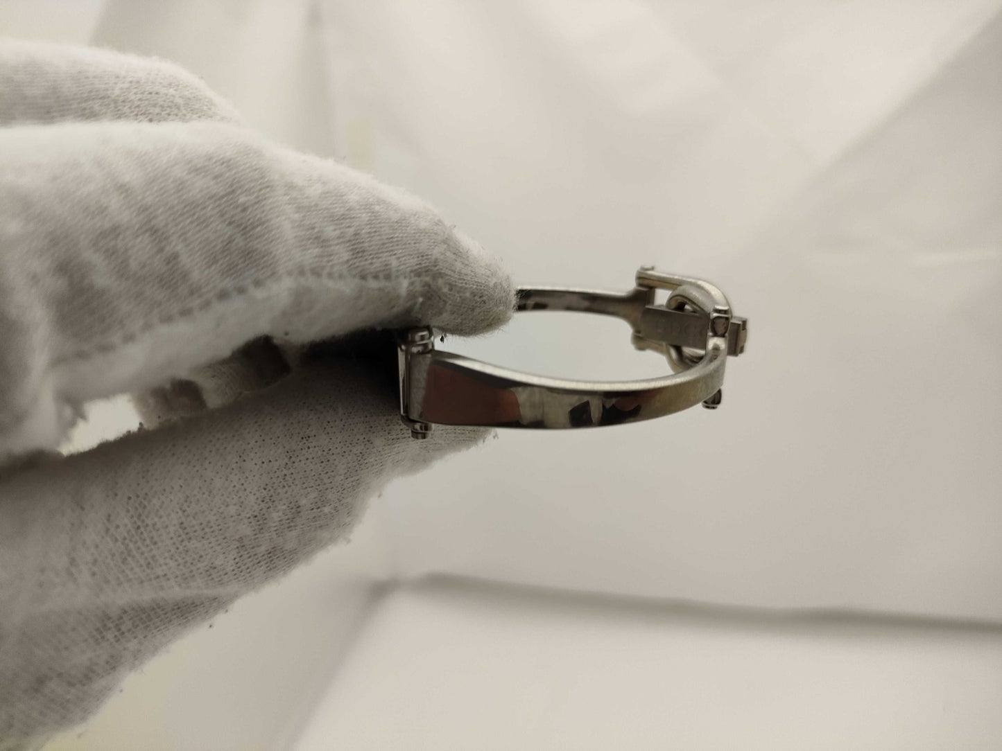 GUCCI 1500L Women's Watch