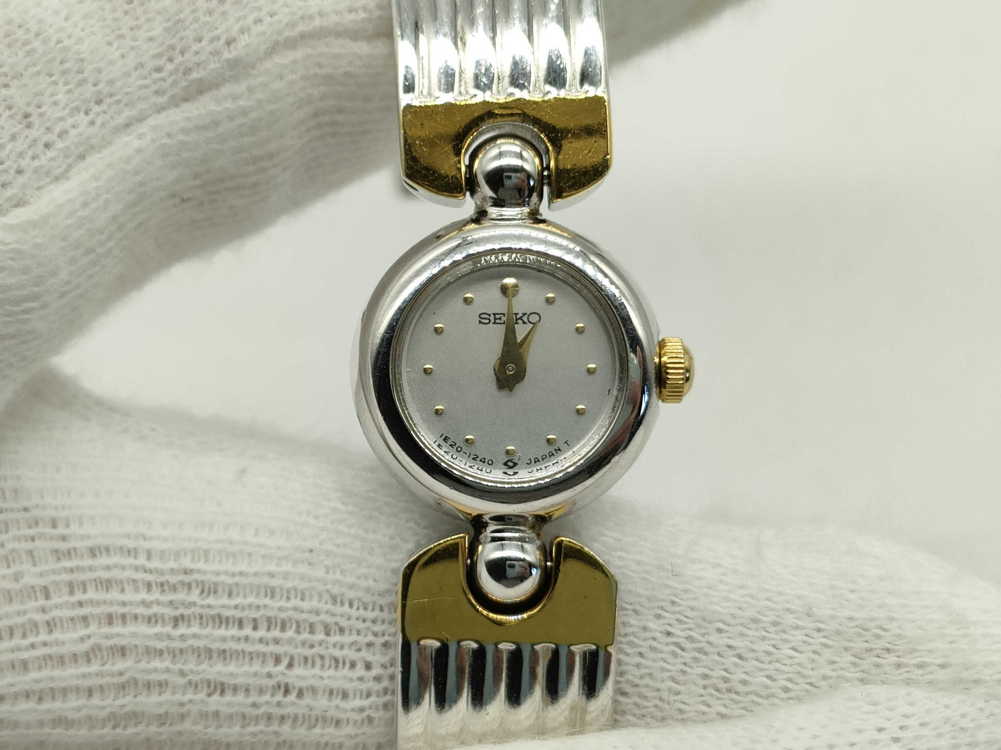 SEIKO 1E20-0380 Unused Women's Watch