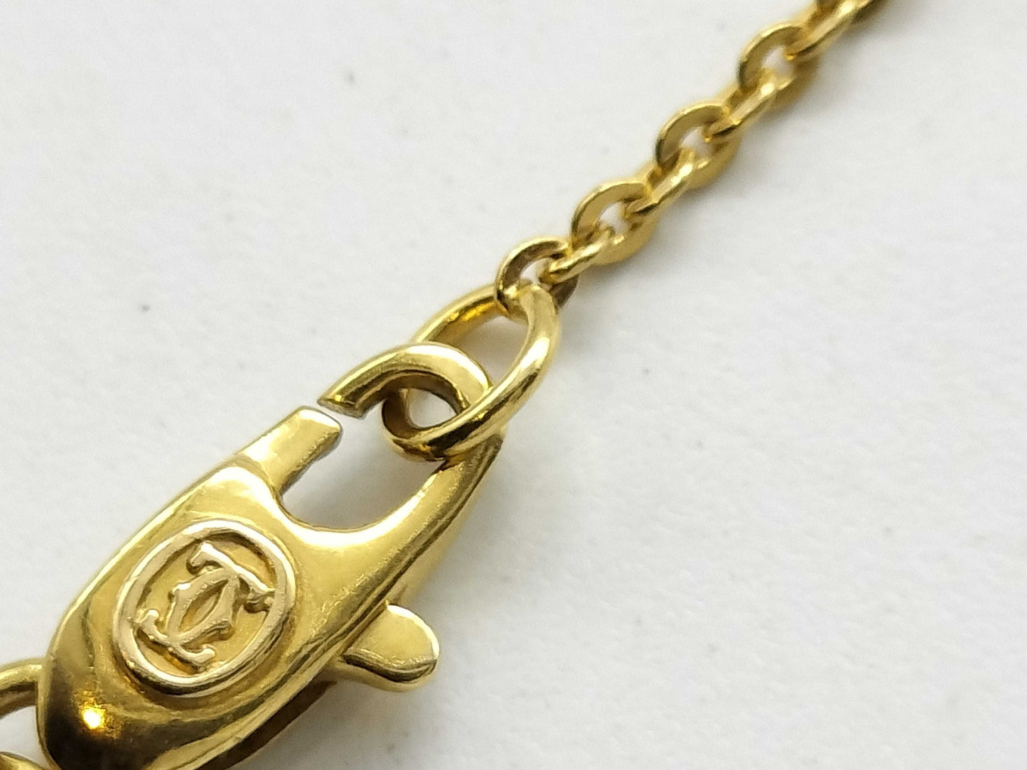 Cartier Candy Elephant Emerald Necklace in Yellow Gold 750, 6.3g 