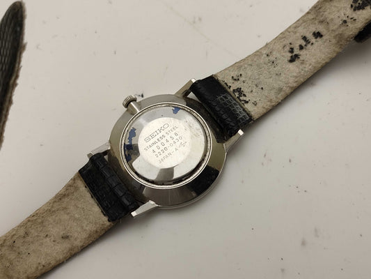 SEIKO 2220-0430 Hand-wound Working Boys' Wristwatch