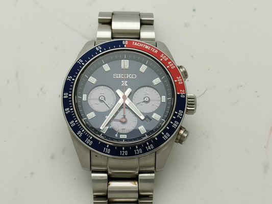 SEIKO V192-0AH0 Solar Men's Watch with Links