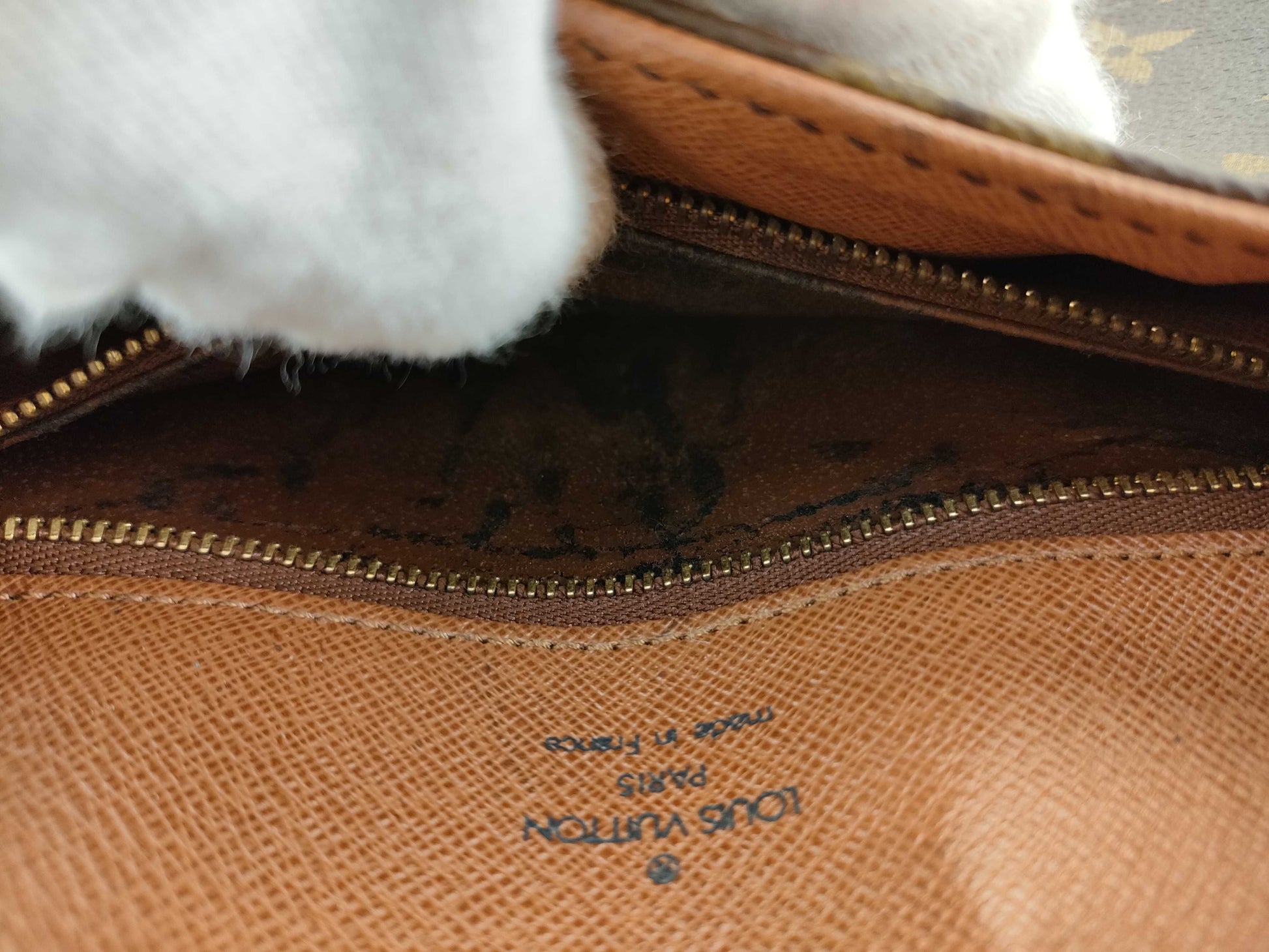 LOUIS VUITTON Monogram Saint-Cloud Shoulder Bag