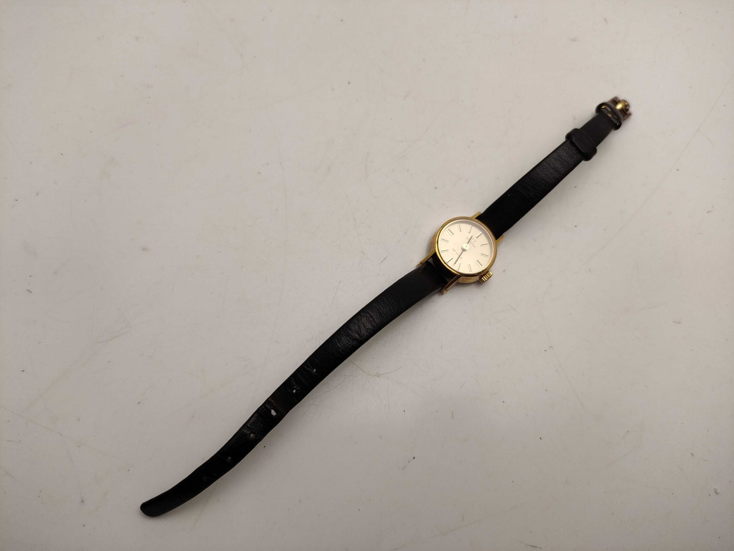 OMEGA De Ville Hand-Wound Women's Watch
