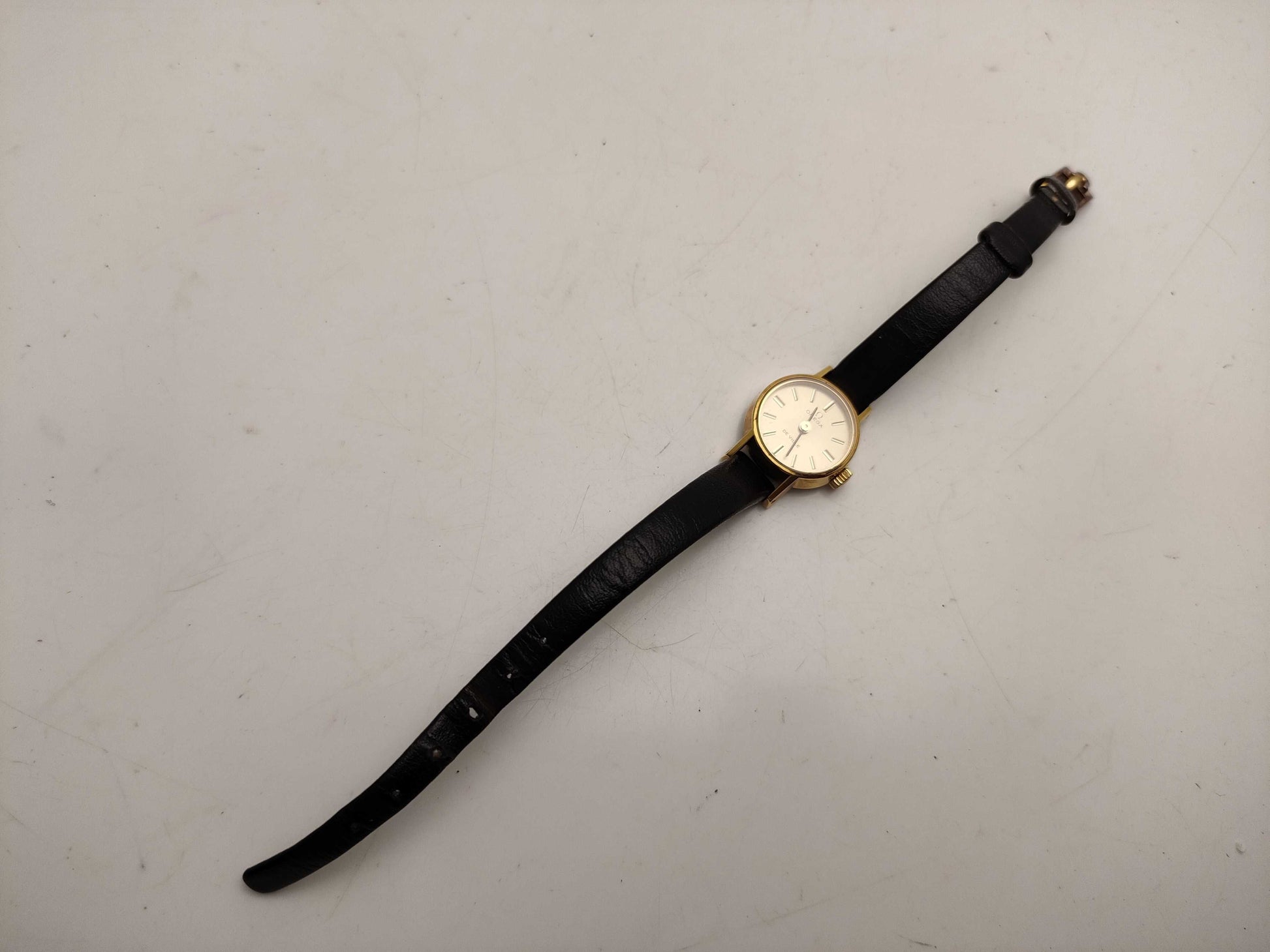 OMEGA De Ville Hand-Wound Women's Watch
