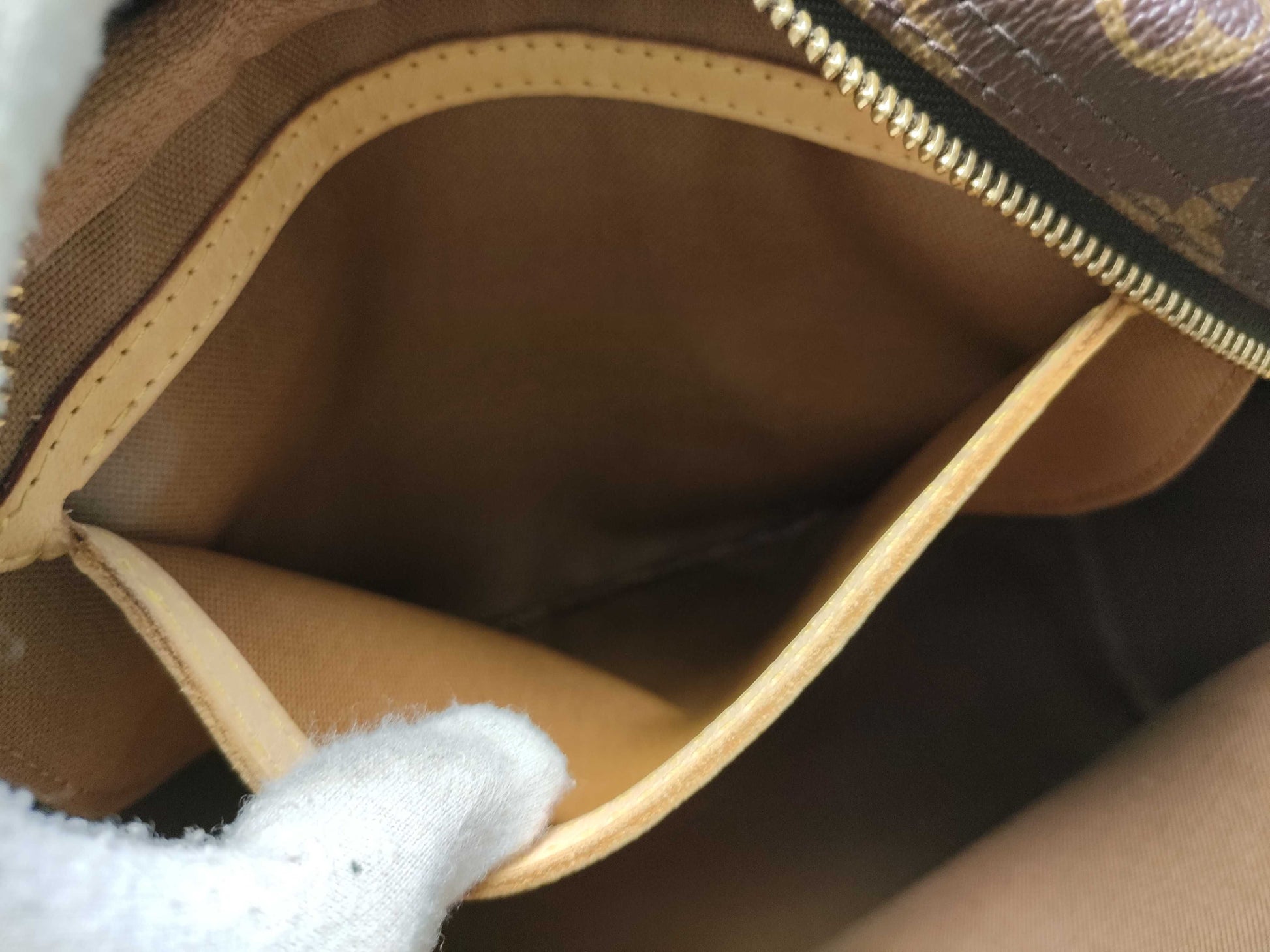 LOUIS VUITTON Monogram M95565 Montorgueil PM Boston Bag