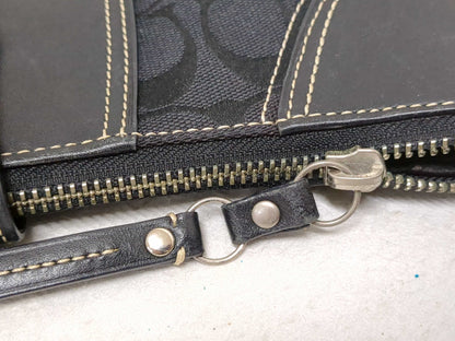 (10463_0083) COACH Signature etc. A total of 4 items Summary Shoulder bag