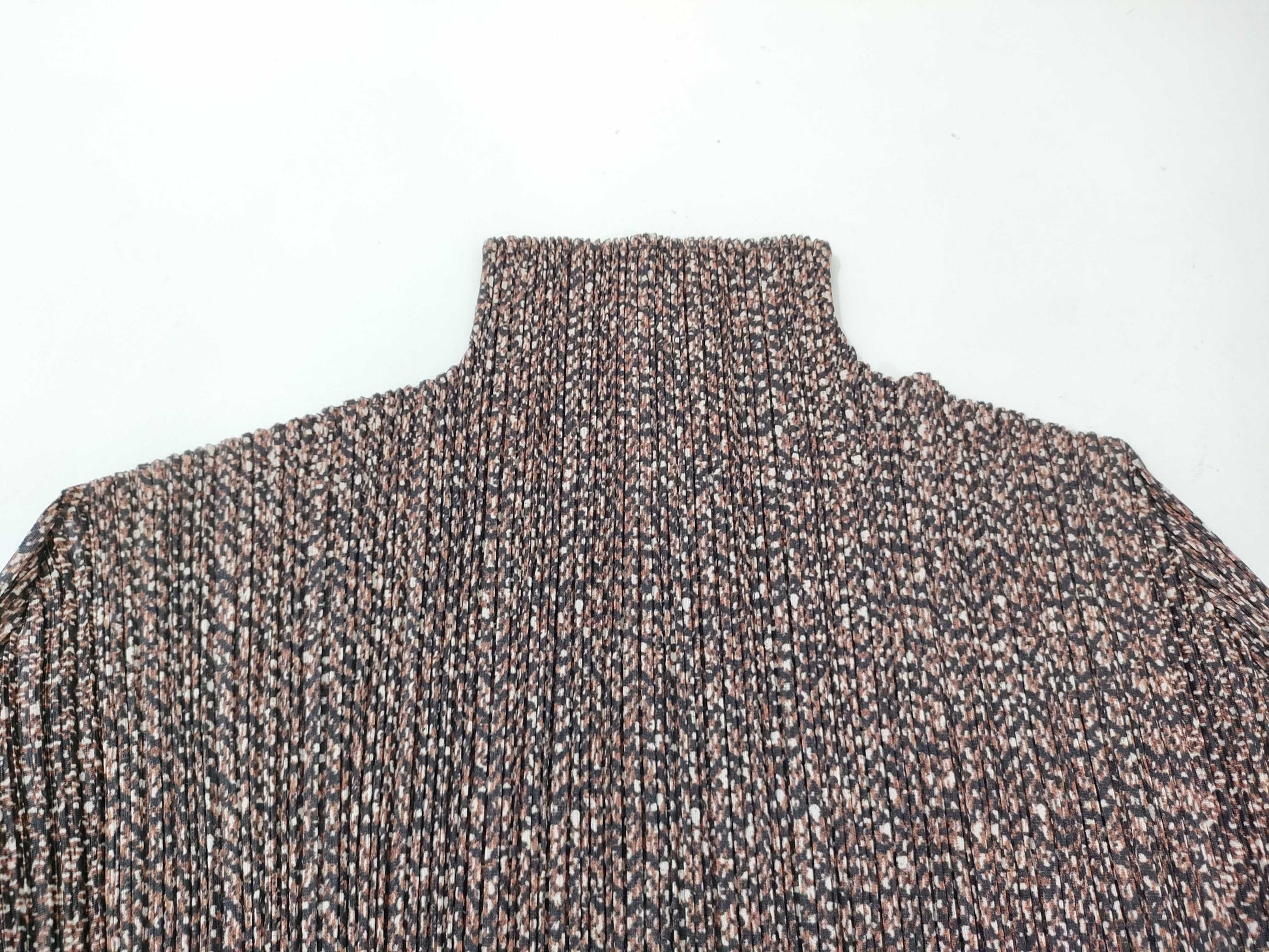 ISSEY MIYAKE Pleats Please Long Sleeve Top