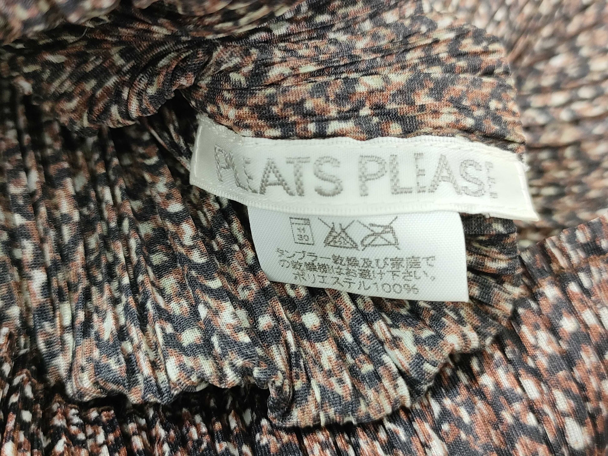 ISSEY MIYAKE Pleats Please Long Sleeve Top