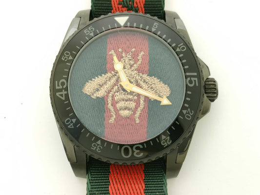 GUCCI 136.2 Shelly Dive Men's Watch
